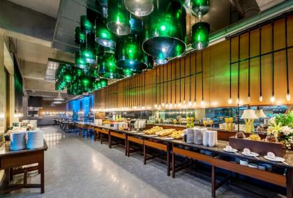 Bangkok Cha-Da Hotel - image 16