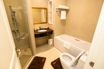 Hope Land Hotel  Sukhumvit 46/1 - image 9