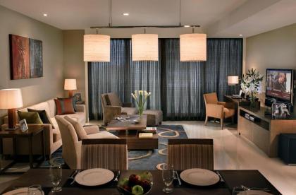 Oakwood Residence Garden Towers Bangna - image 6