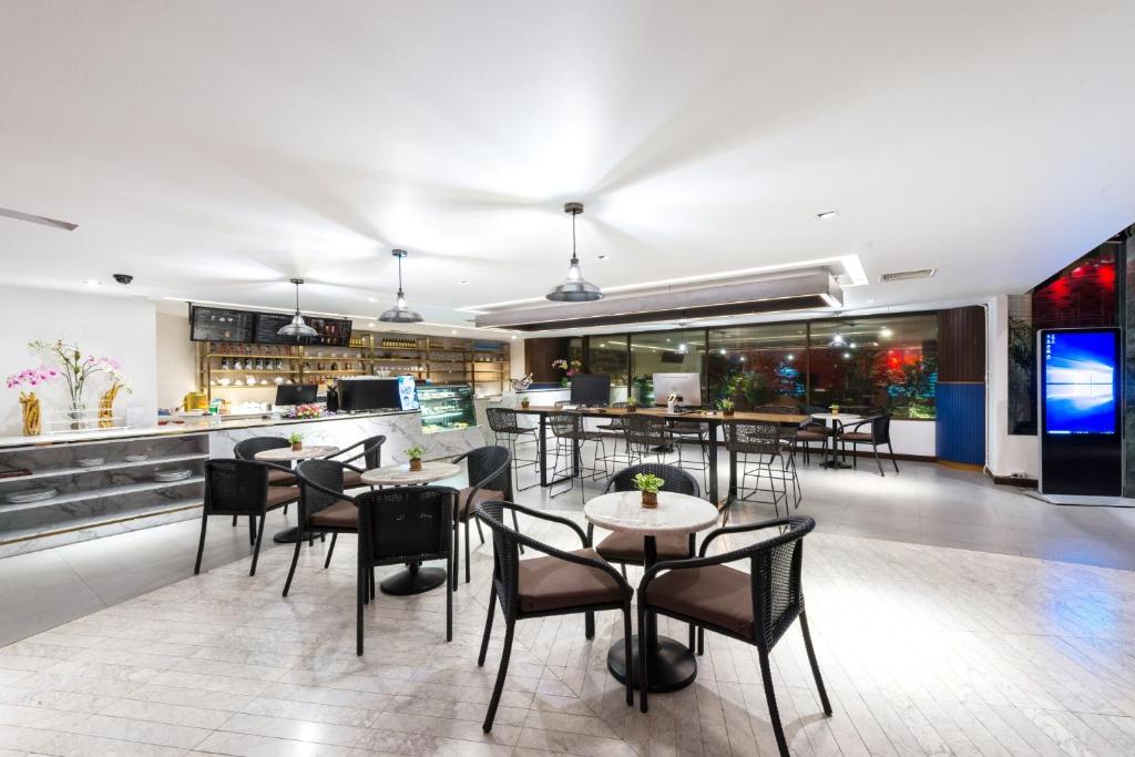 A-One Boutique Hotel - image 7