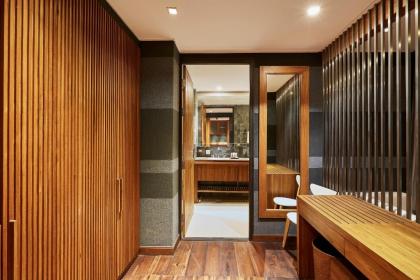 Luxx Xl Langsuan Hotel - image 13