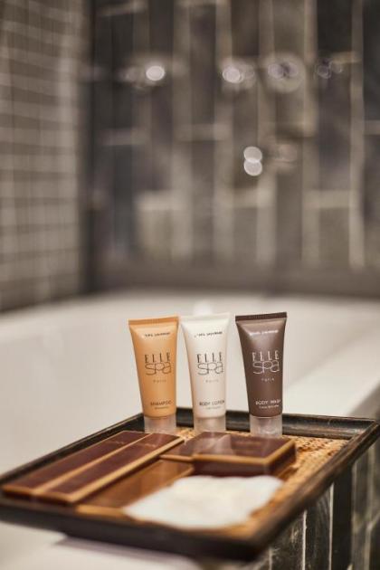 Luxx Xl Langsuan Hotel - image 15