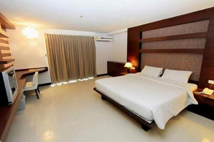 Convenient Grand Hotel - image 15