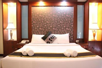 Convenient Grand Hotel - image 4