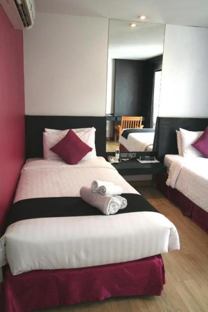 Grand Inn Hotel - image 15