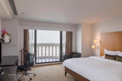 Tower Club At Lebua - image 10