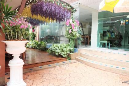 Orchid Resort - image 9