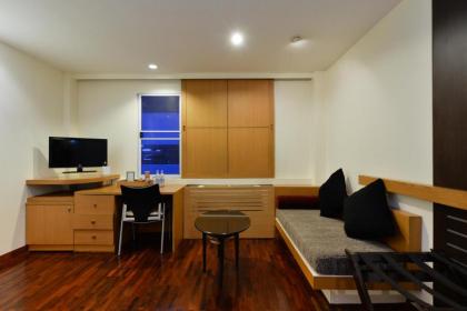 Icheck Inn Sukhumvit 19 - image 7