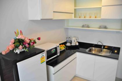 Avion Hotel - image 11