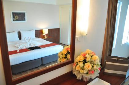 Avion Hotel - image 17