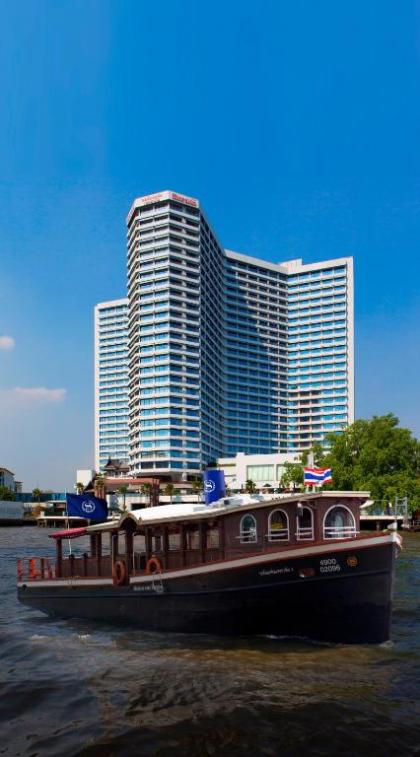 Royal Orchid Sheraton Hotel & Towers - image 4