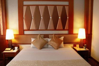 Asia Hotel Bangkok - image 7