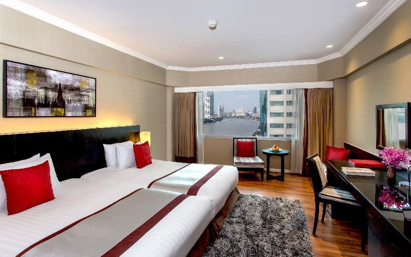 Ramada Plaza Menam Riverside - image 3