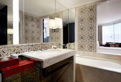 Grand Hyatt Erawan Bangkok Hotel - image 16