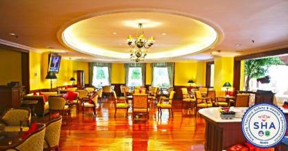 Evergreen Laurel Hotel - image 20
