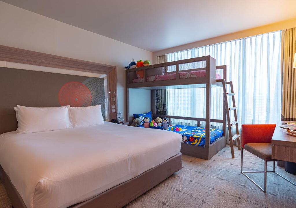 Novotel Bangkok Platinum Hotel - image 7
