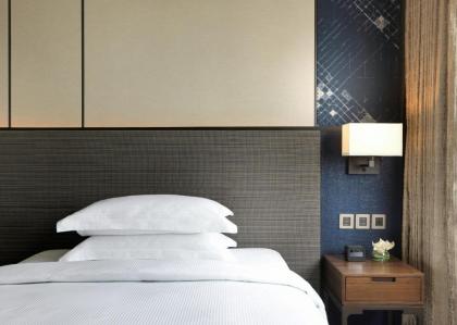 Millennium Hilton Bangkok - image 8