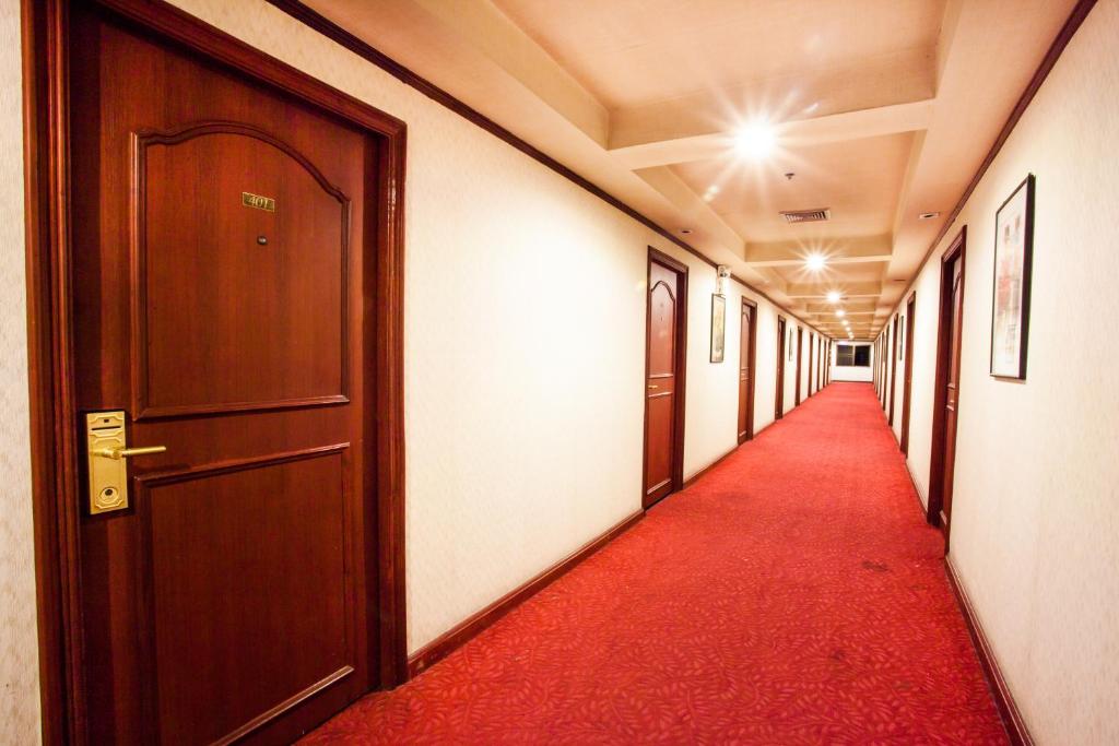 The Victory Executive Residences Bangkok - image 4