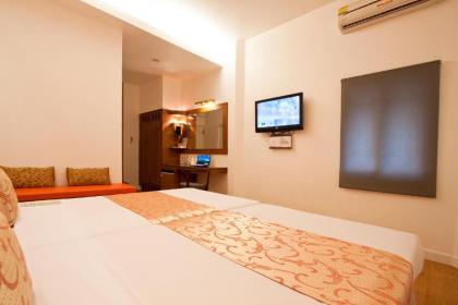 Chinatown Hotel - image 16
