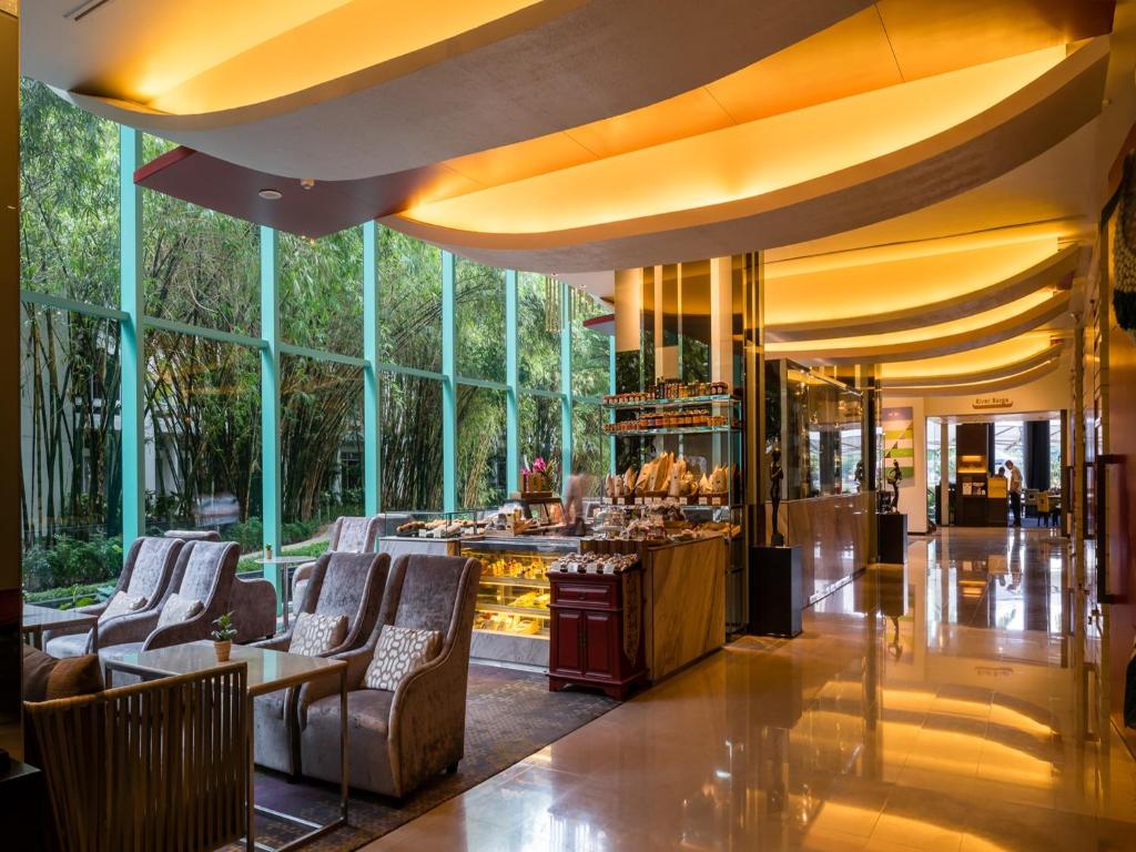 Chatrium Hotel Riverside Bangkok - image 3