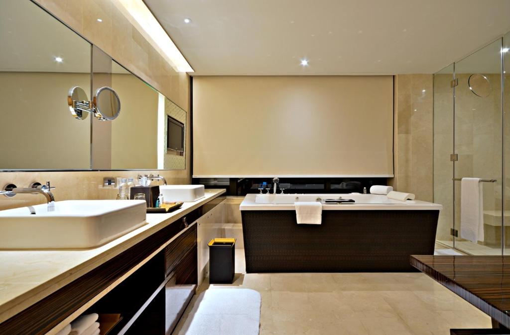 Renaissance by Marriott Bangkok Ratchaprasong Hotel - image 7