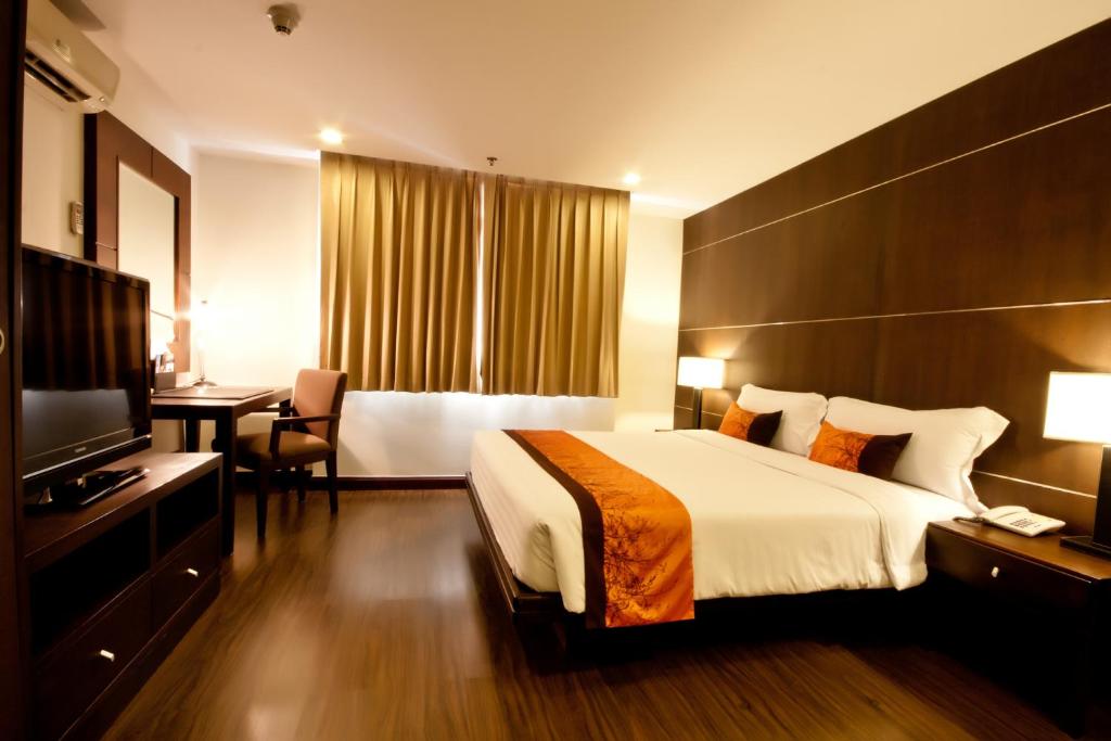Grand Asoke Suites Boutique Residence - main image