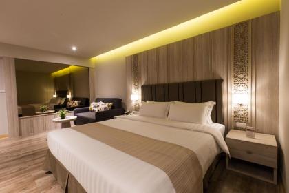 Sd Avenue Hotel - image 3
