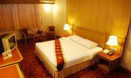 Silom Village Inn - image 6