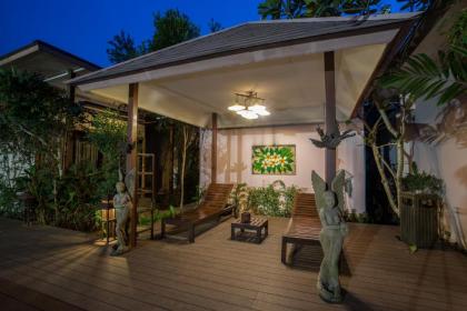 Ploy Khumthong Boutique Resort - image 9