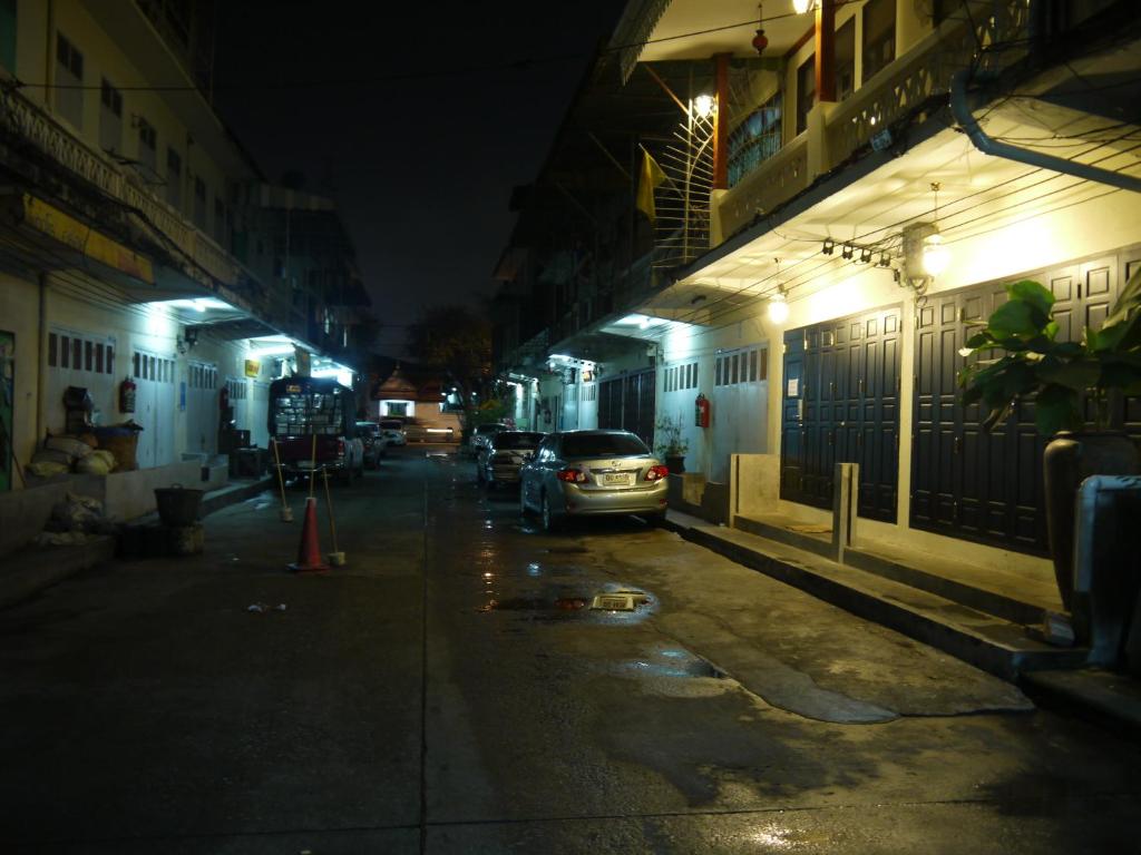 The Royal ThaTien Village - image 3