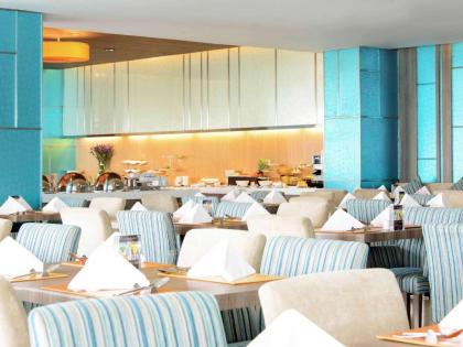 Novotel Bangkok Impact Hotel - image 2