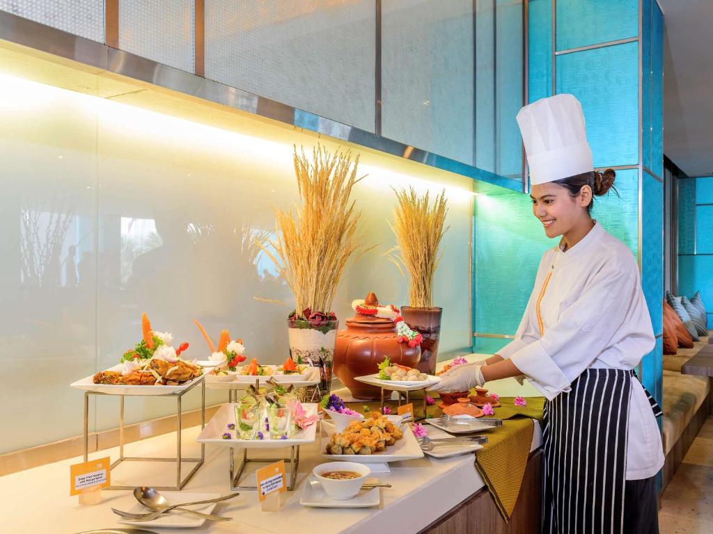 Novotel Bangkok Impact Hotel - image 5