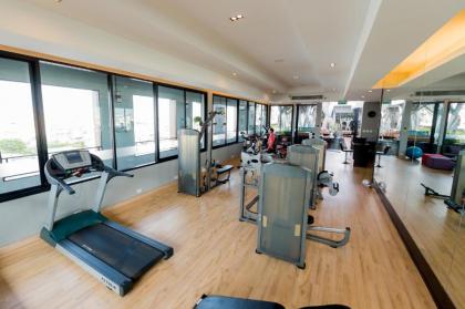 Nouvo City Hotel - image 14