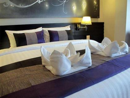 Nouvo City Hotel - image 18