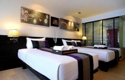 Nouvo City Hotel - image 20