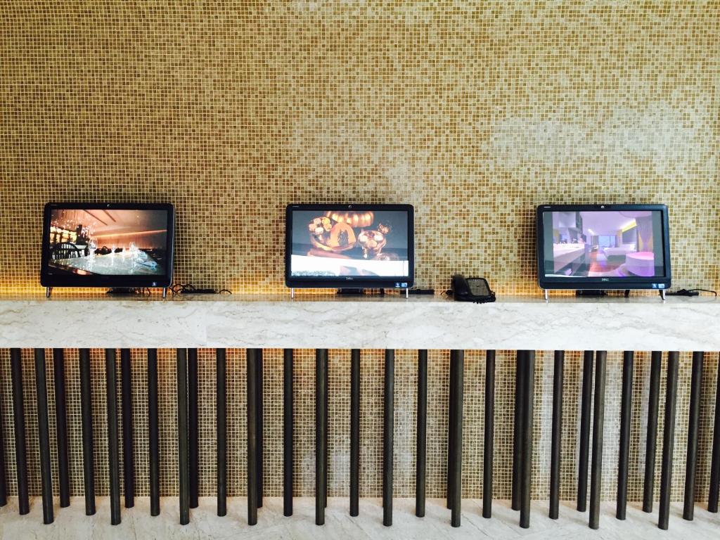 Lit Bangkok Hotel - image 4