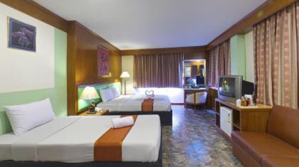 Silom Avenue Inn Hotel - image 12
