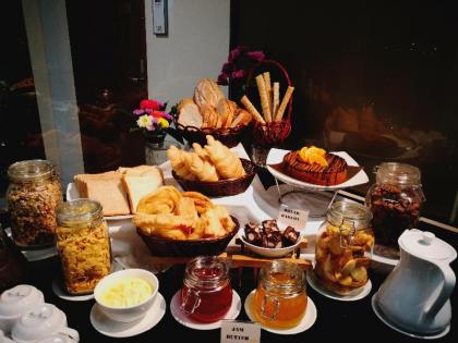 Amber Boutique Hotel Silom - image 9