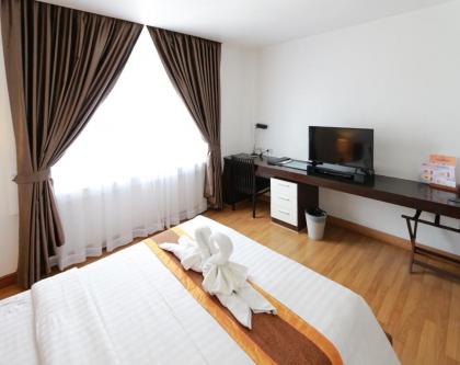 The Bedrooms Boutique Hotel - image 17