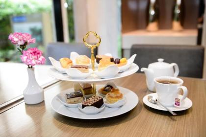 Centre Point Hotel Chidlom - image 17