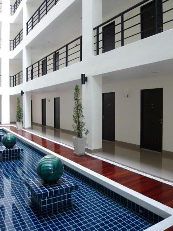 The Atrium Ratchada 13 Hotel - image 3