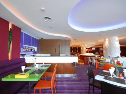 Hip Hotel Bangkok - image 13