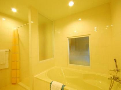 Hip Hotel Bangkok - image 17