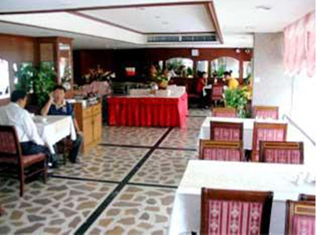 Bangkok City Inn Hotel - image 7
