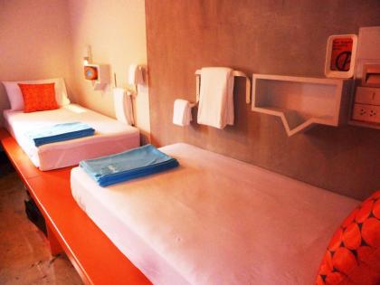 Lub d Bangkok Siam Hostel - image 11