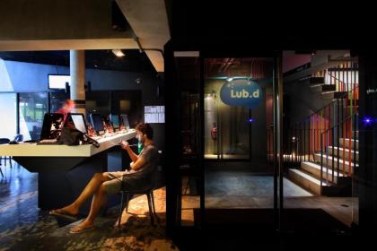 Lub d Bangkok Siam Hostel - image 16