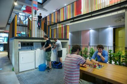Lub d Bangkok Siam Hostel - image 3