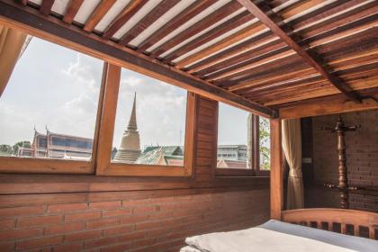 Feung Nakorn Balcony Rooms and Cafe - image 16