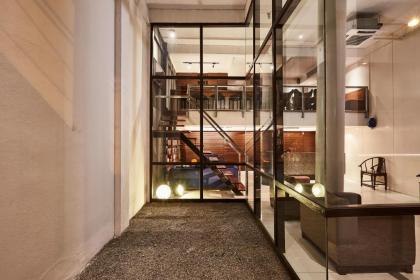 Luxx Hotel - image 4