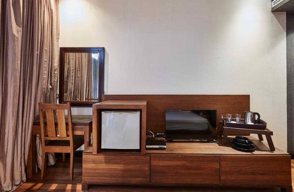 Luxx Hotel - image 6